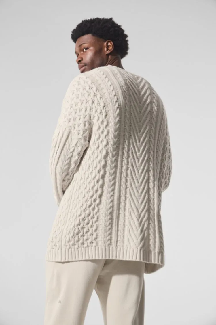 CABLE KNIT CREW NECK SWEATER