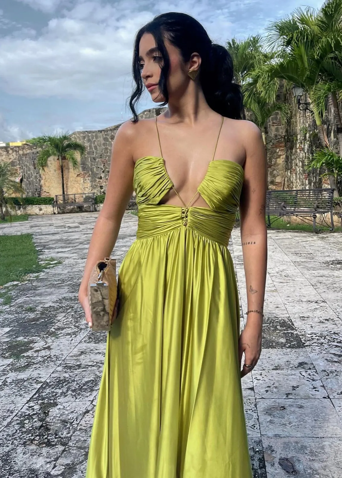 Carnation | Criss-cross Chartreuse Ruched A-line Halter Sleeveless Long Prom Dress