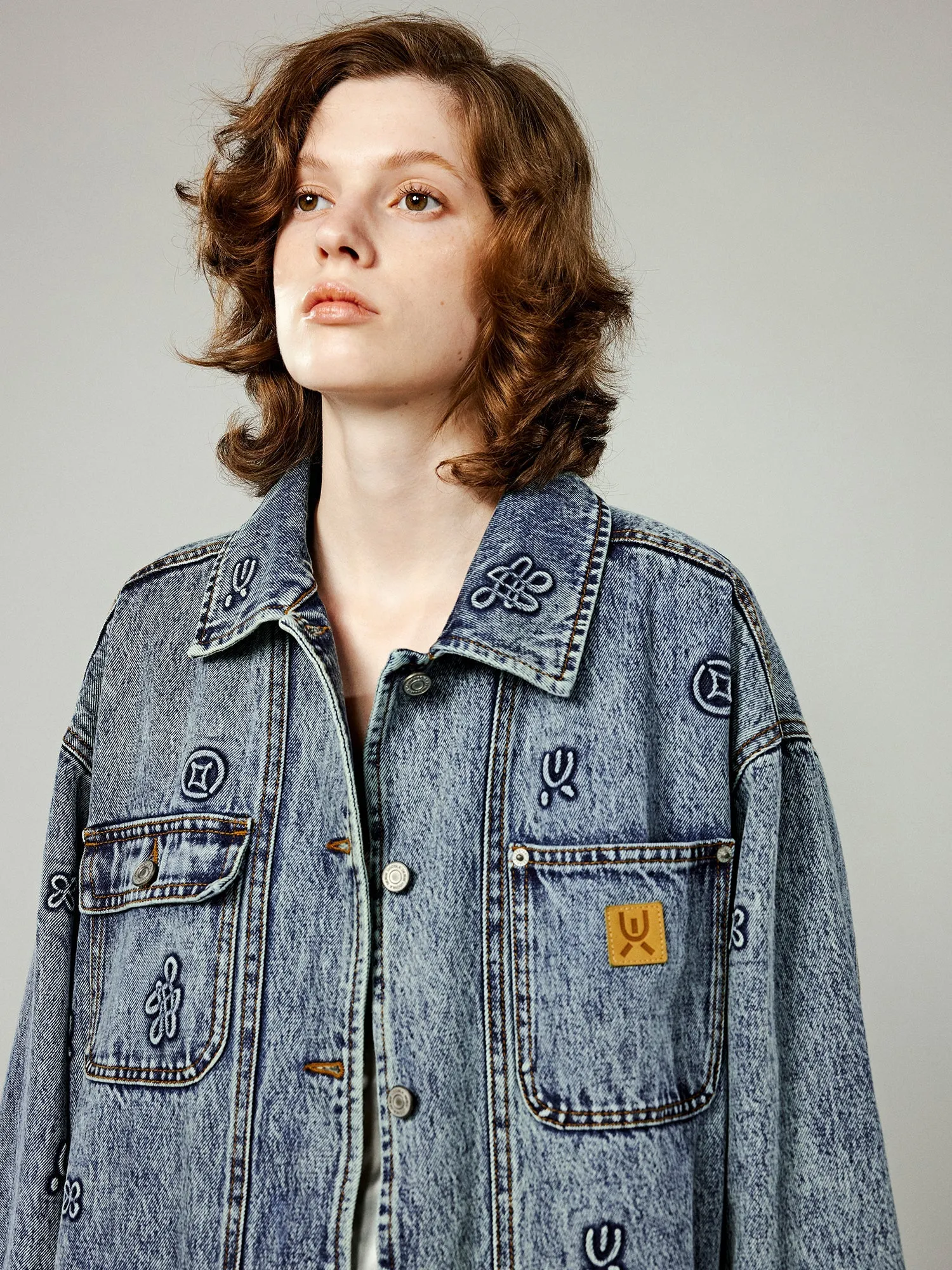 Chinese-Style embroidered hunting denim jacket