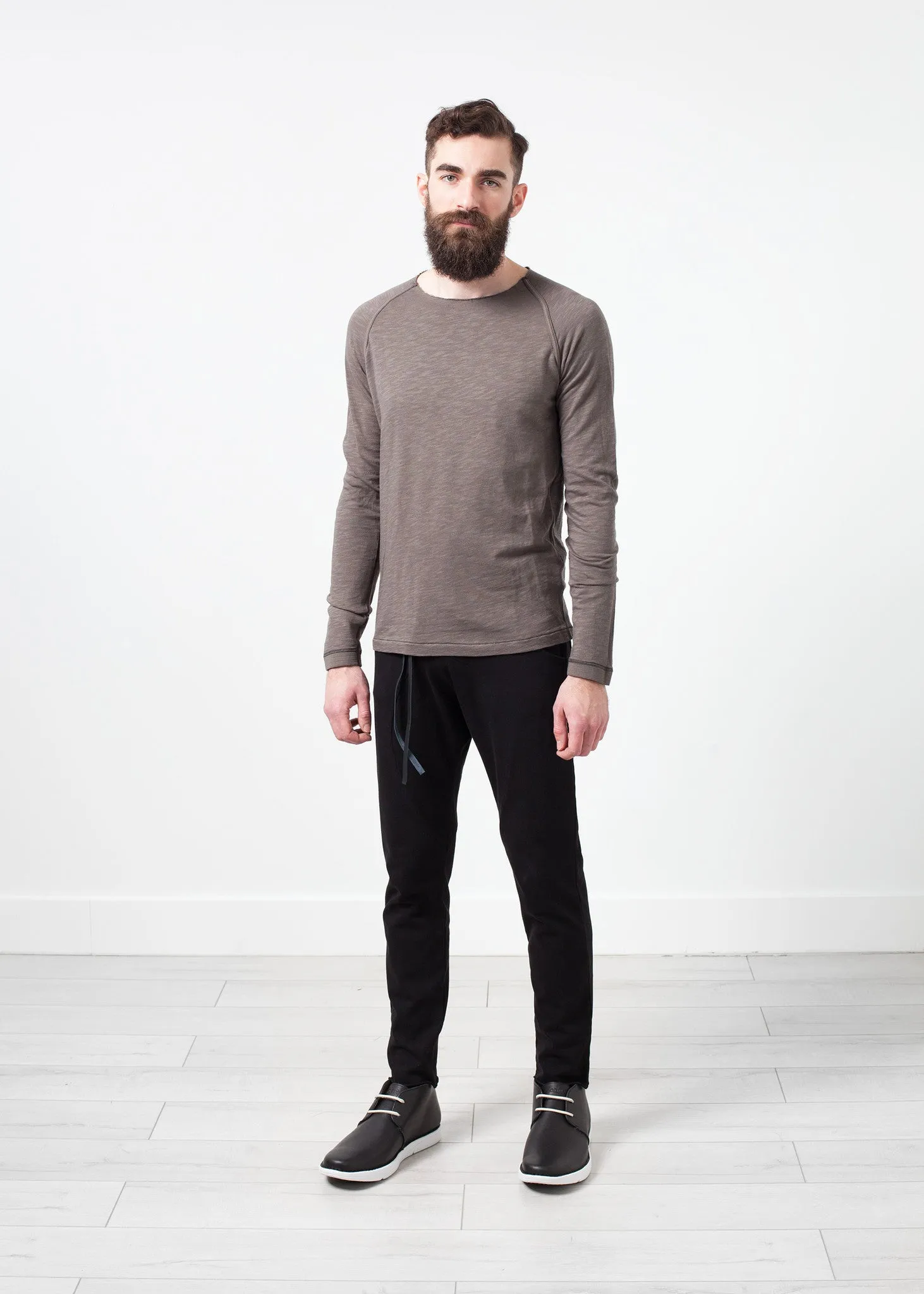 Daris Tee in Olive -UEB