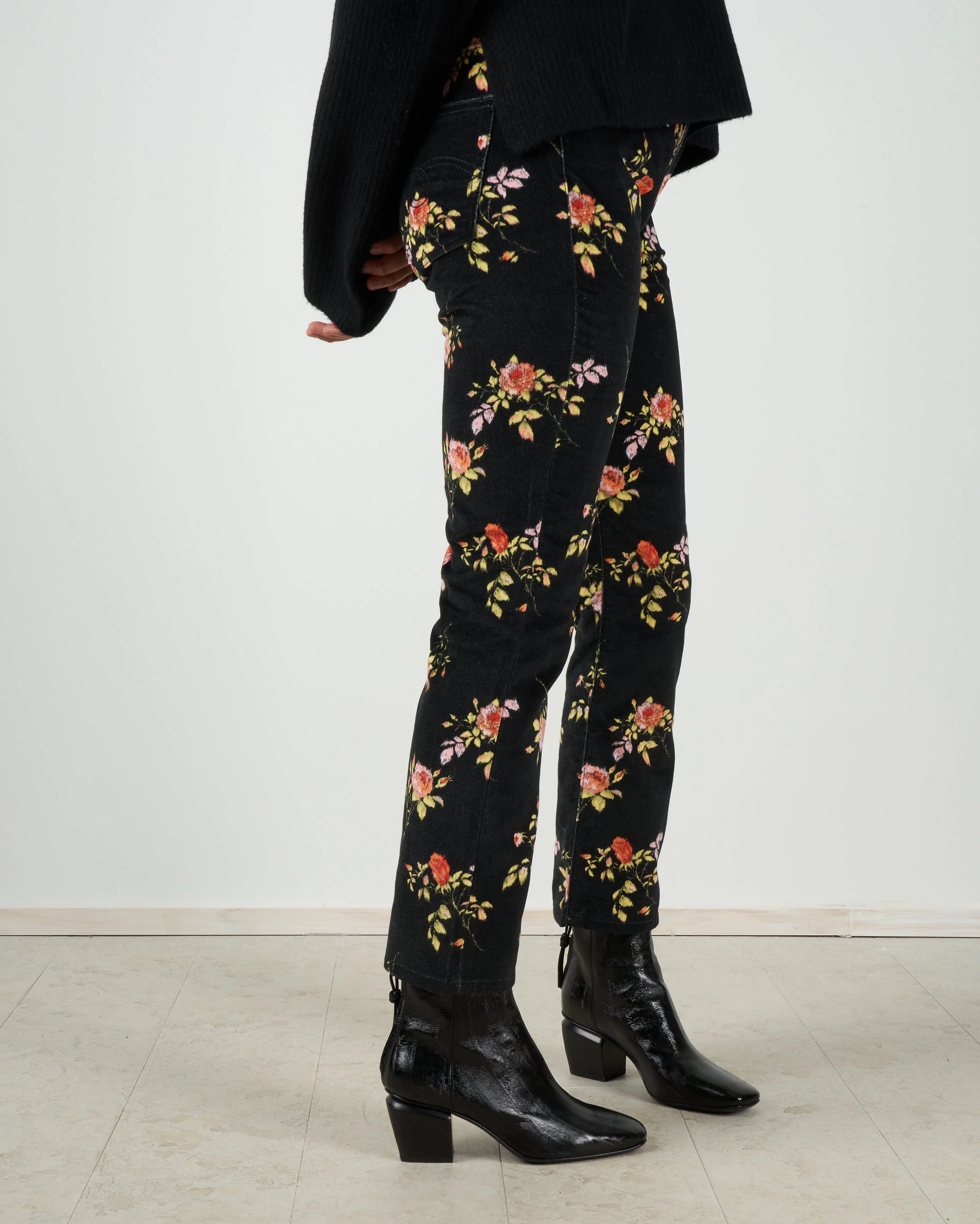 kick fit floral jean - black floral