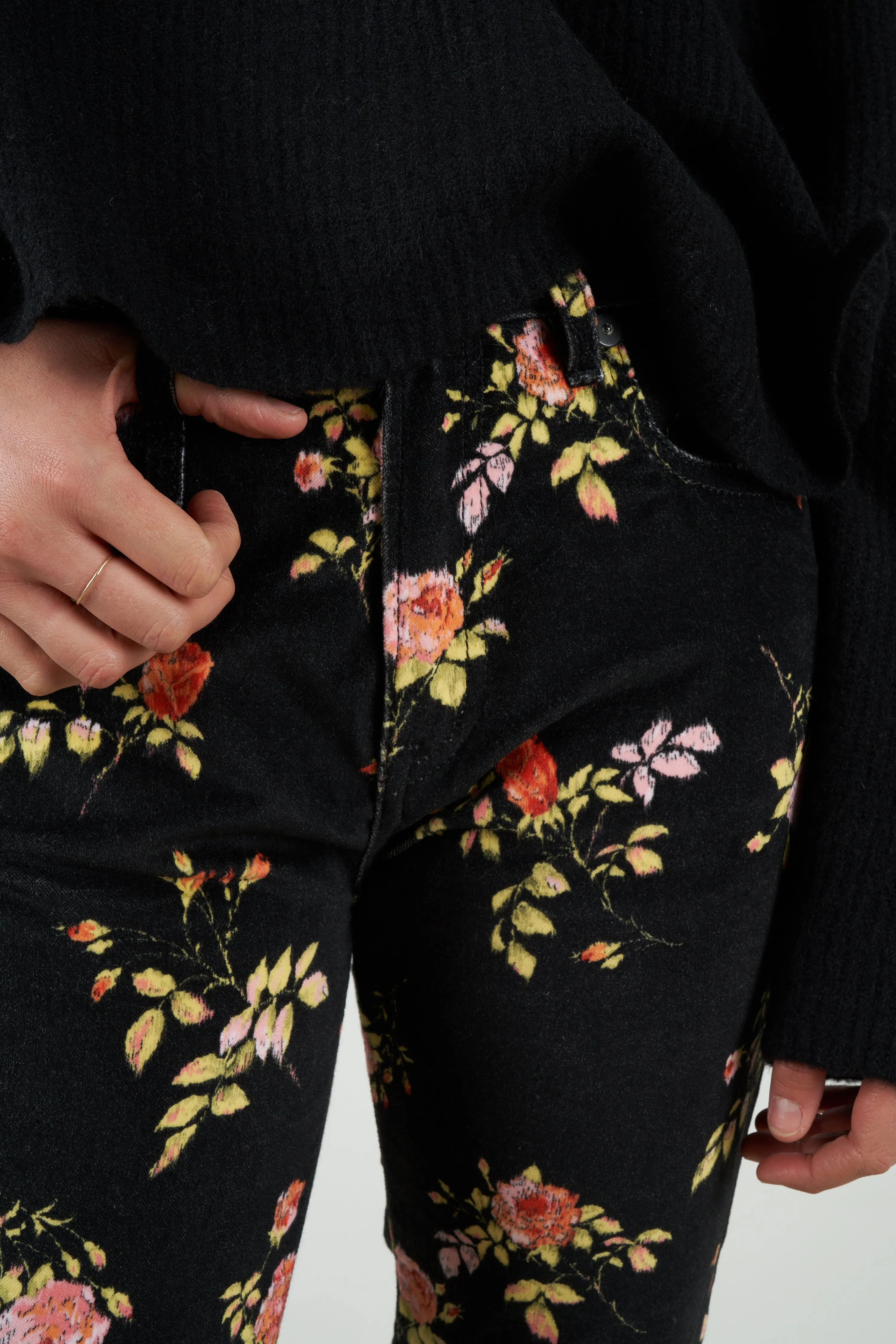 kick fit floral jean - black floral
