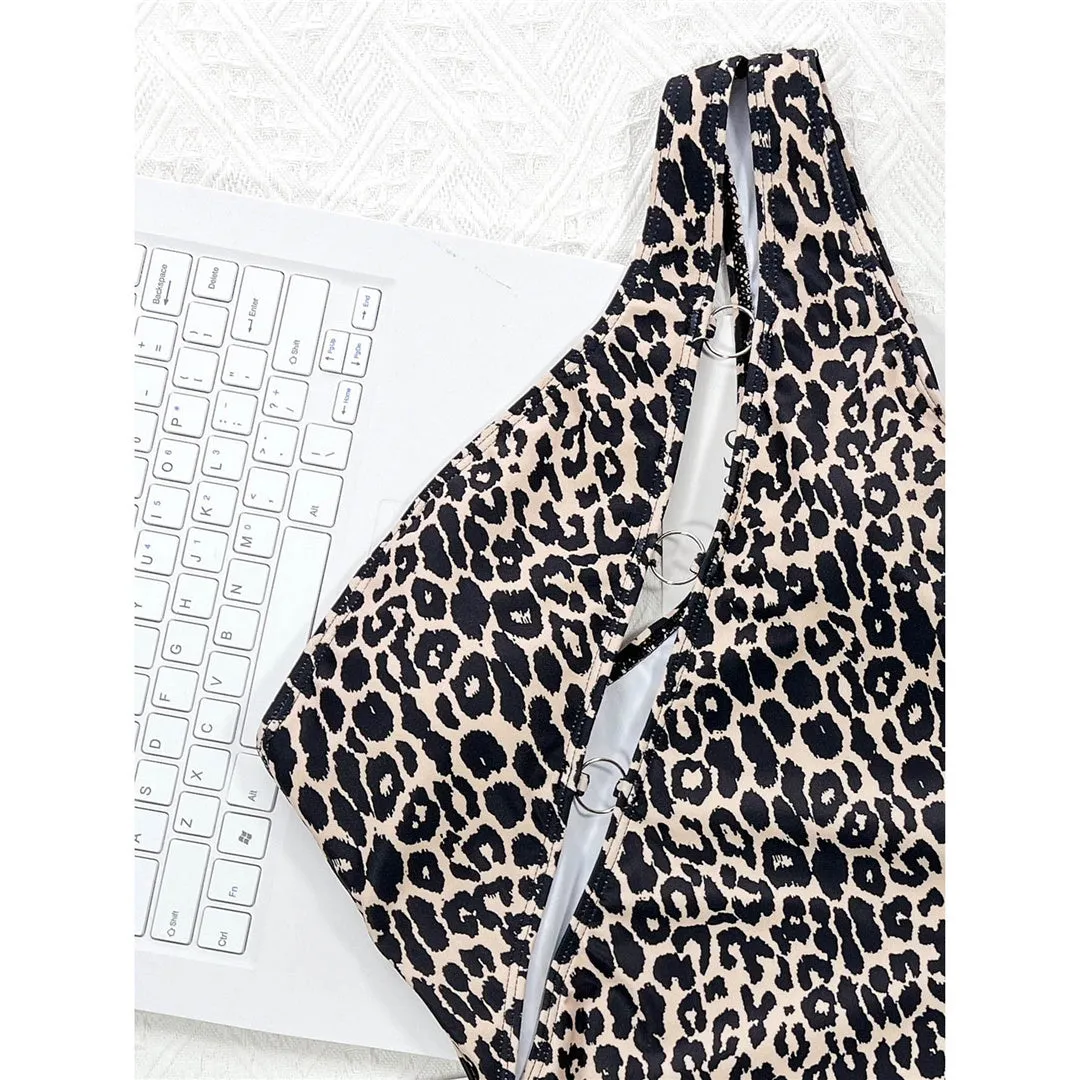 Leopard Dreams Sexy asymmetrischer brasilianischer Badeanzug mit einer Schulter