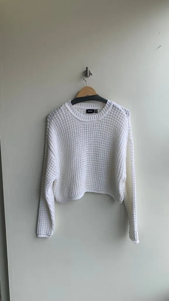 Pre-Owned RD Style Neon White Chunky Knit Crop Sweater- Size Large
