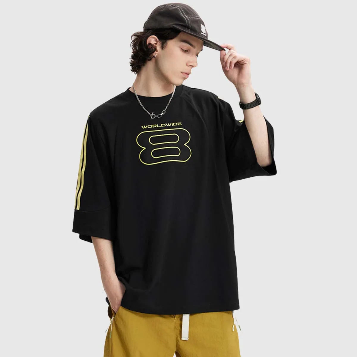 "WORLDWIDE 8" Graphic T-shirt