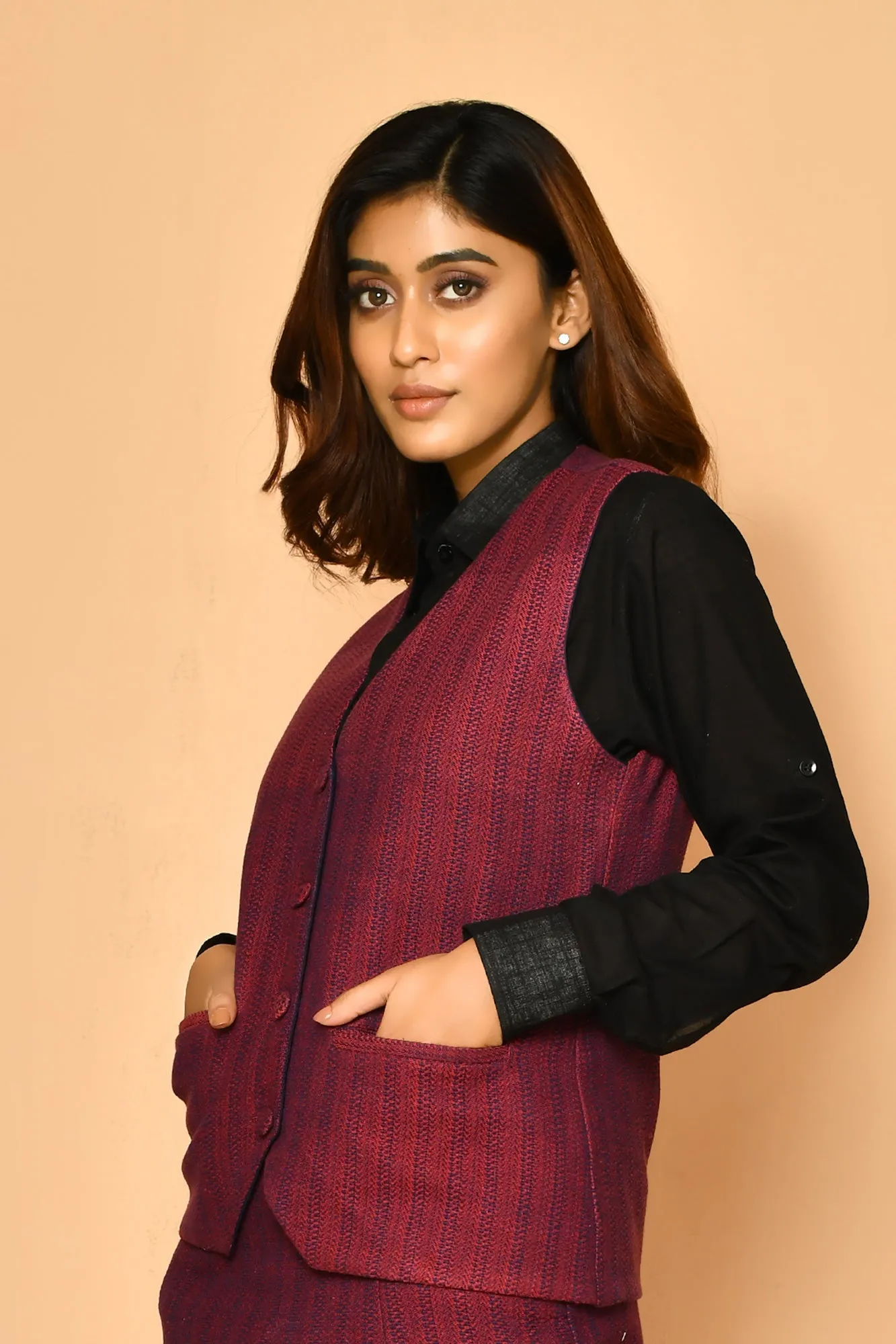Red V-Neck Cotton Waist Blazer