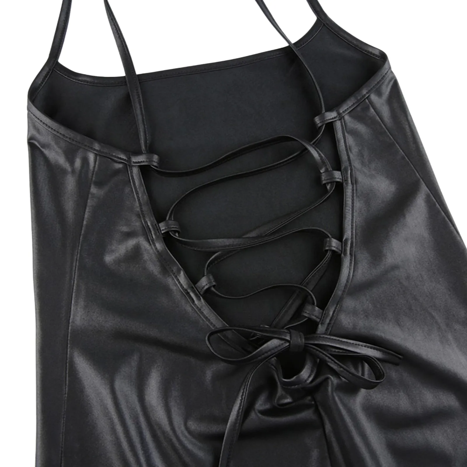 Sexy, figurbetontes, geschlitztes Lederkleid von Dominique mit Rückenschnürung
