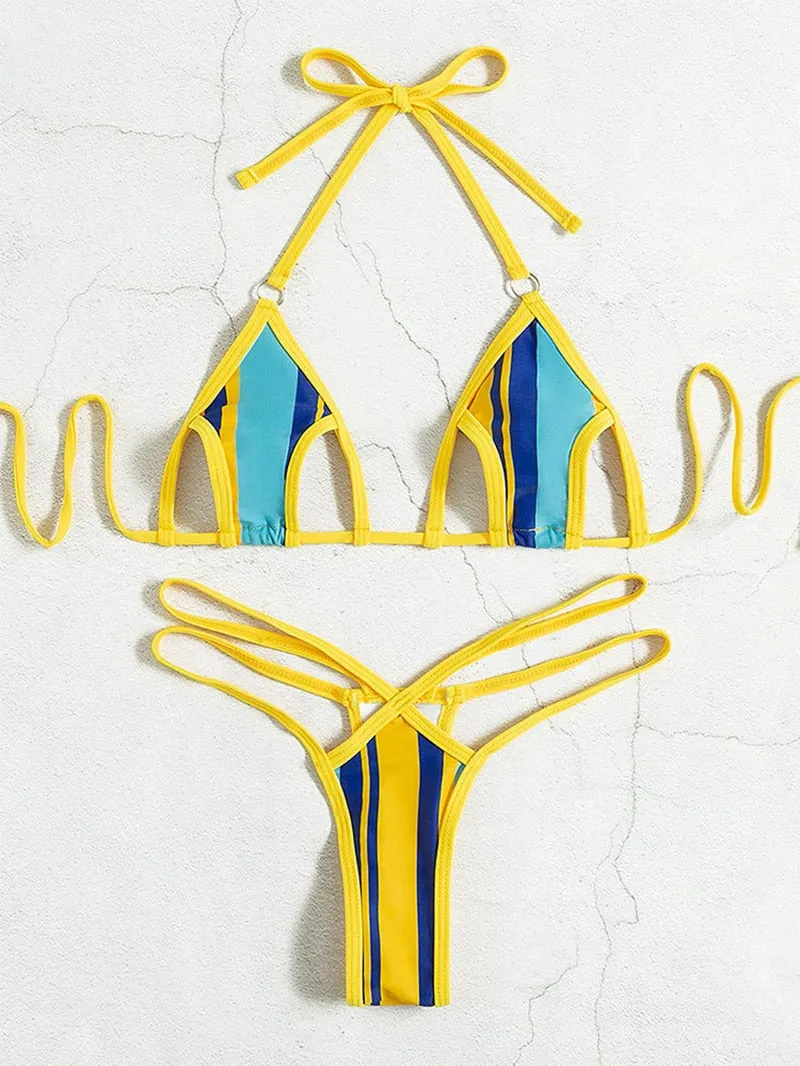 Verführerischer Micro-Kini mit Cut-Outs