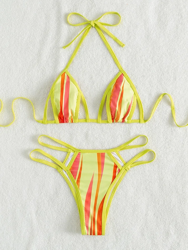 Verführerischer Micro-Kini mit Cut-Outs