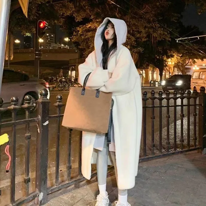 Women’s Long Lambswool Coat