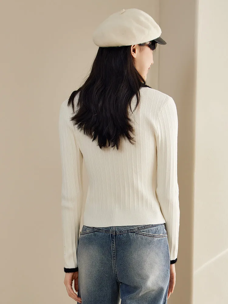 Women's white and black other sweaters
